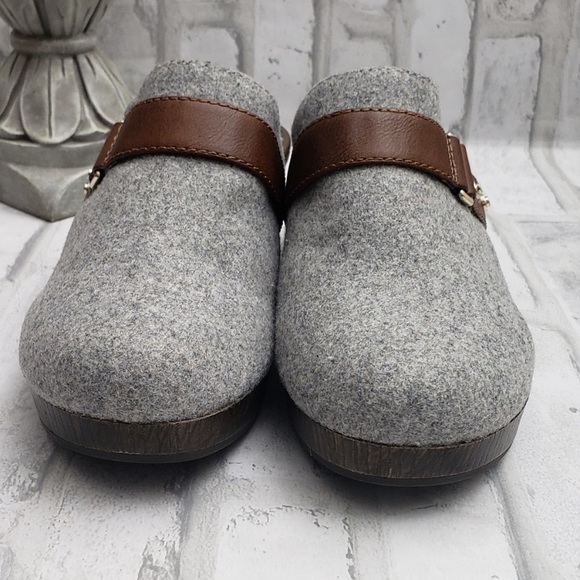 Dr. Scholl's Light Grey Jessa Memory Foam Mule/Clog Shoes 7M - Picture 6 of 12